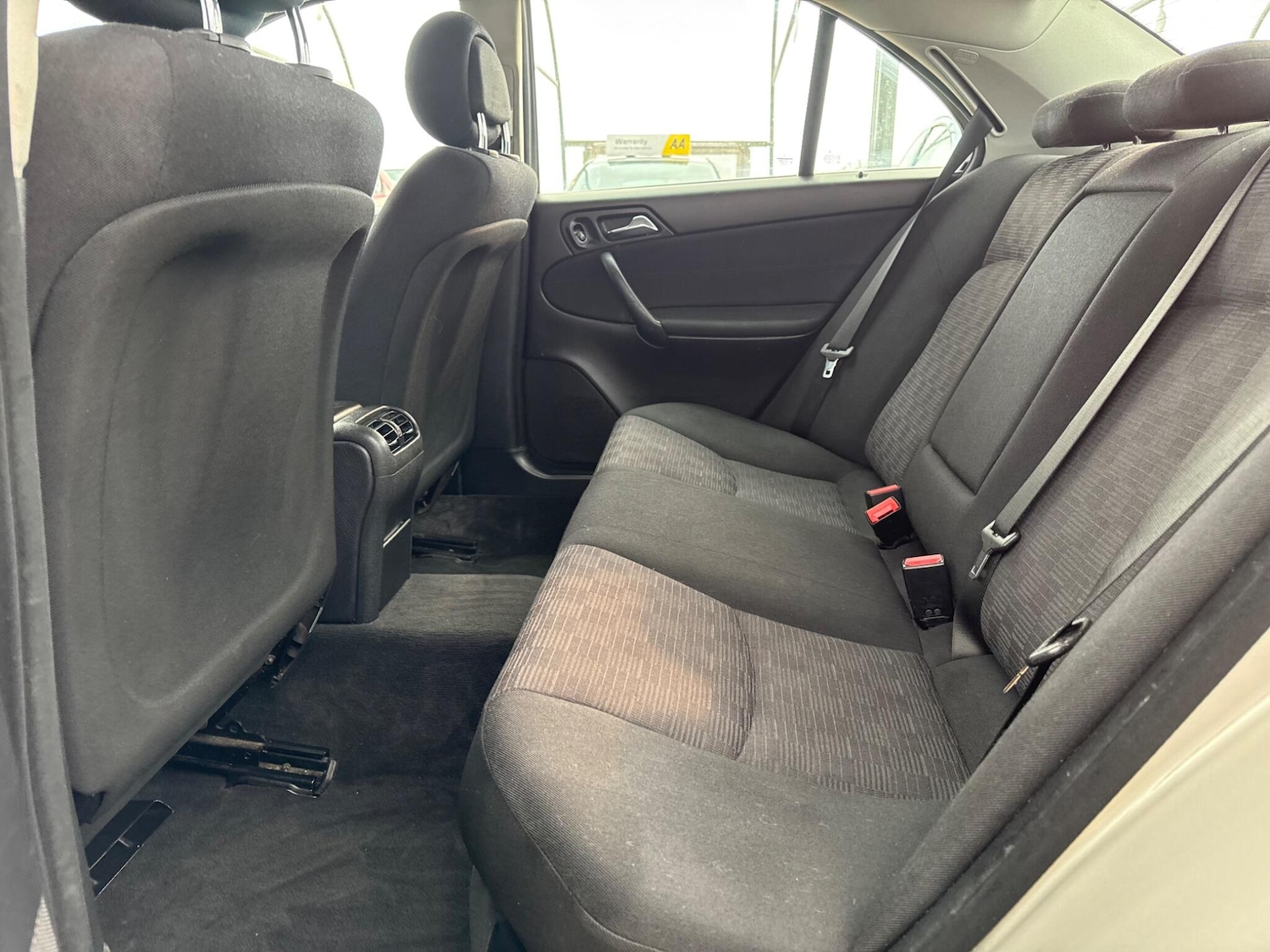 Used Mercedes-Benz C Class 2005 for sale - 77898390: Photo 26