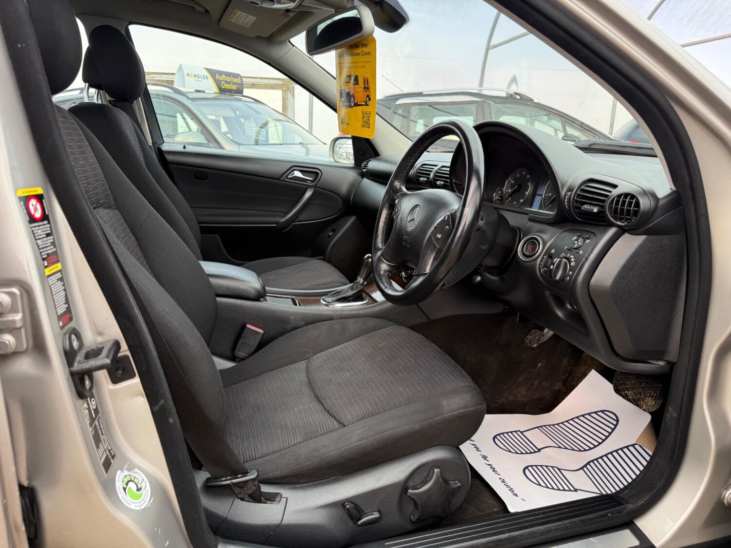 Used Mercedes-Benz C Class 2005 for sale - 77898390: Photo 46