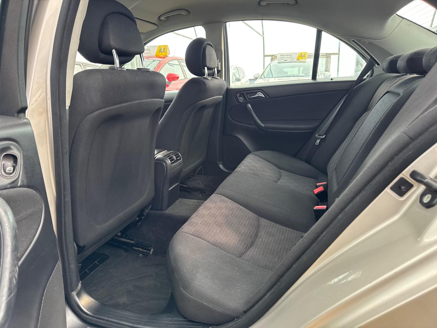 Used Mercedes-Benz C Class 2005 for sale - 77898390: Photo 56