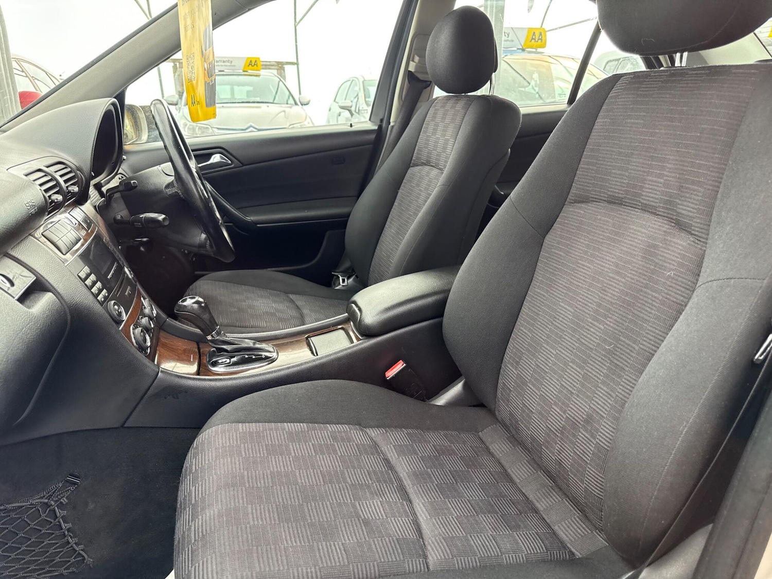 Used Mercedes-Benz C Class 2005 for sale - 77898390: Photo 60