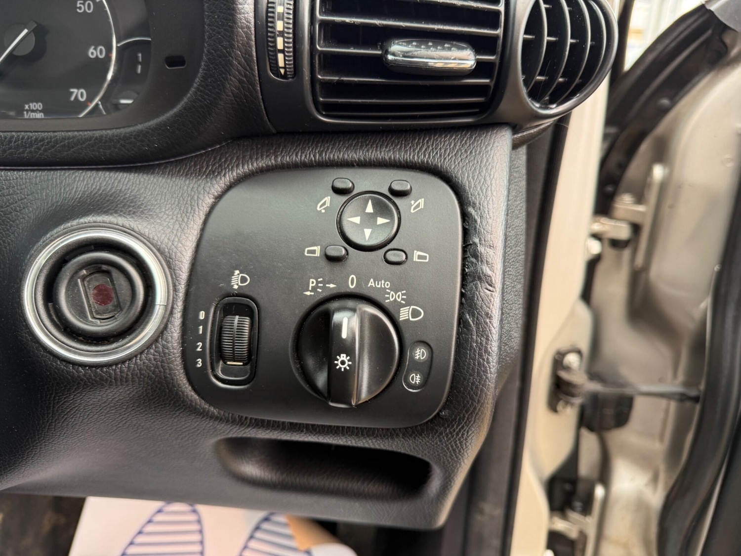 Used Mercedes-Benz C Class 2005 for sale - 77898390: Photo 64