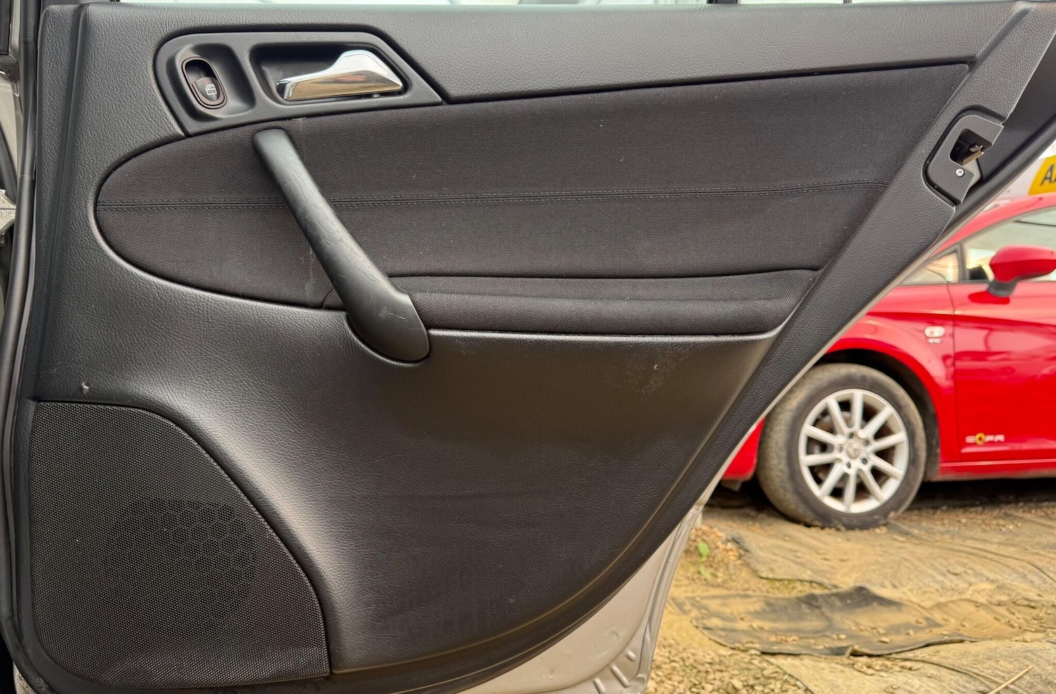 Used Mercedes-Benz C Class 2005 for sale - 77898390: Photo 67