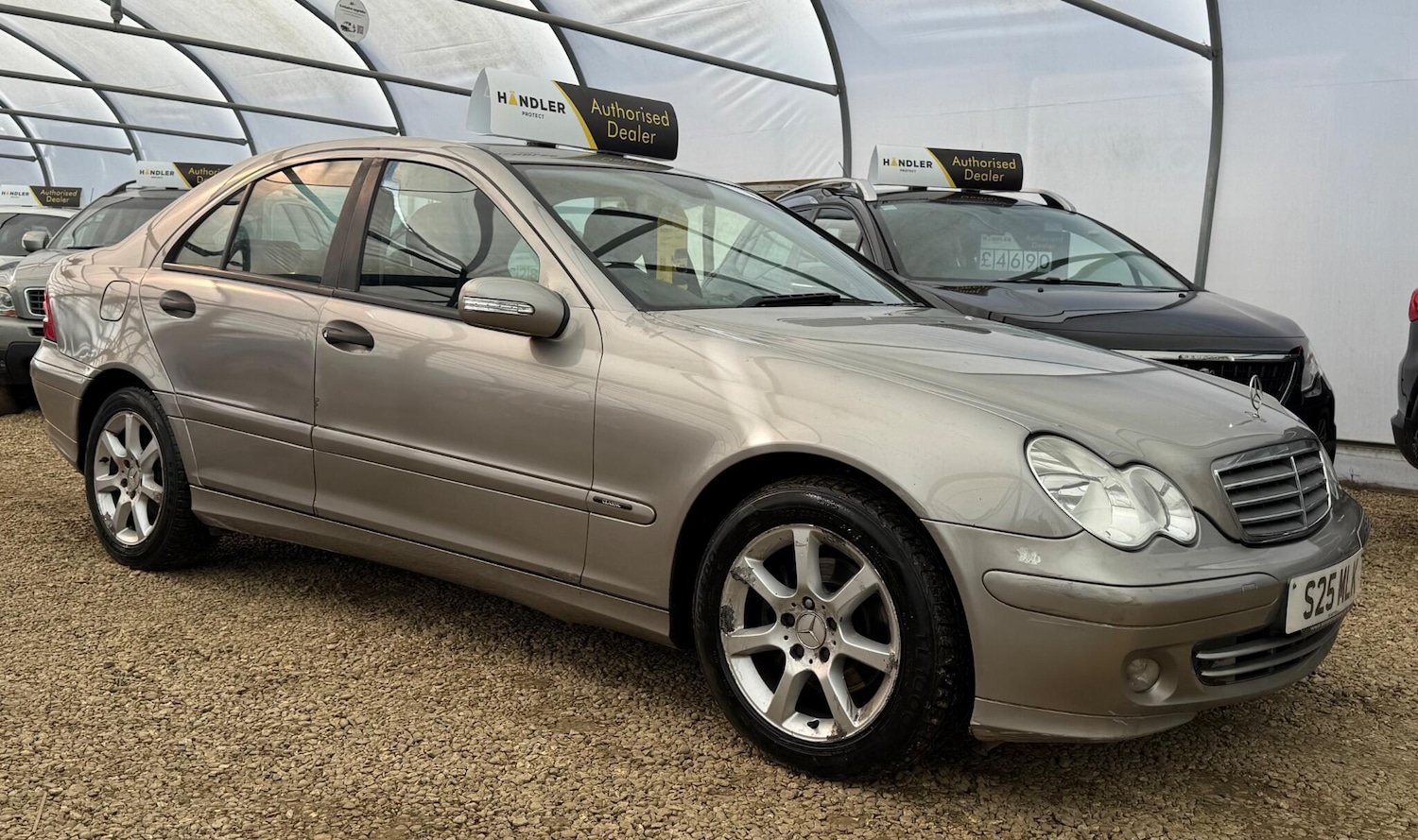 Used Mercedes-Benz C Class 2005 for sale - 77898390: Photo 8