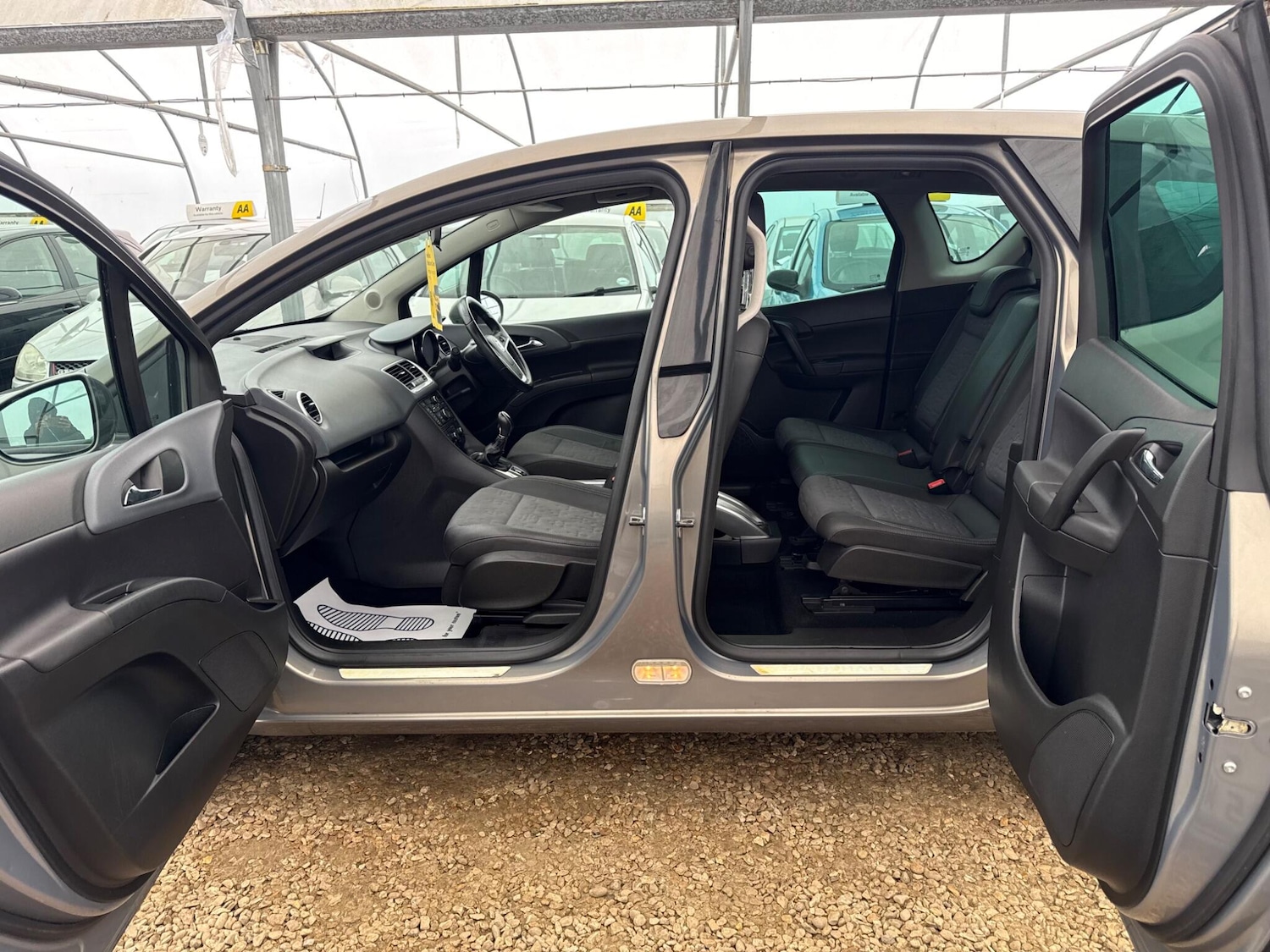 Used Vauxhall Meriva 2011 for sale - 78127554: Photo 29