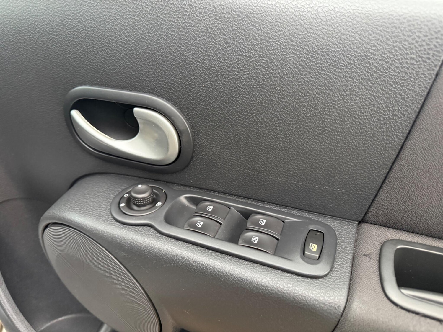 Used Renault Grand Modus 2009 for sale - 76485168: Photo 67