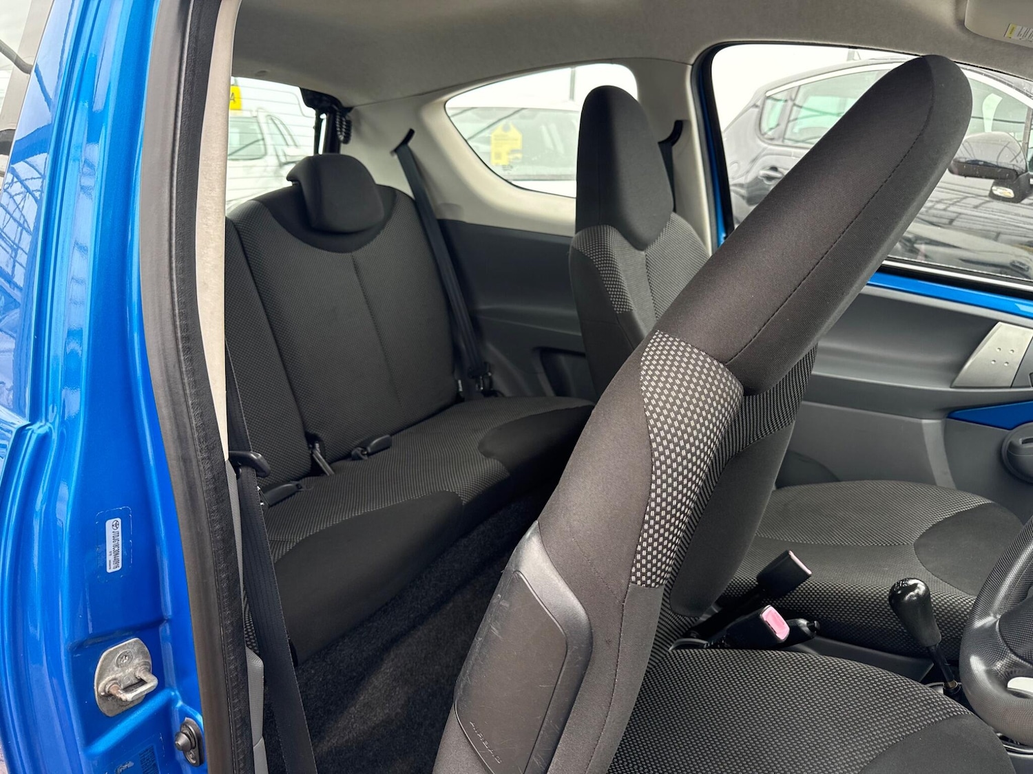 Used Toyota AYGO 2010 for sale - 76094431: Photo 18