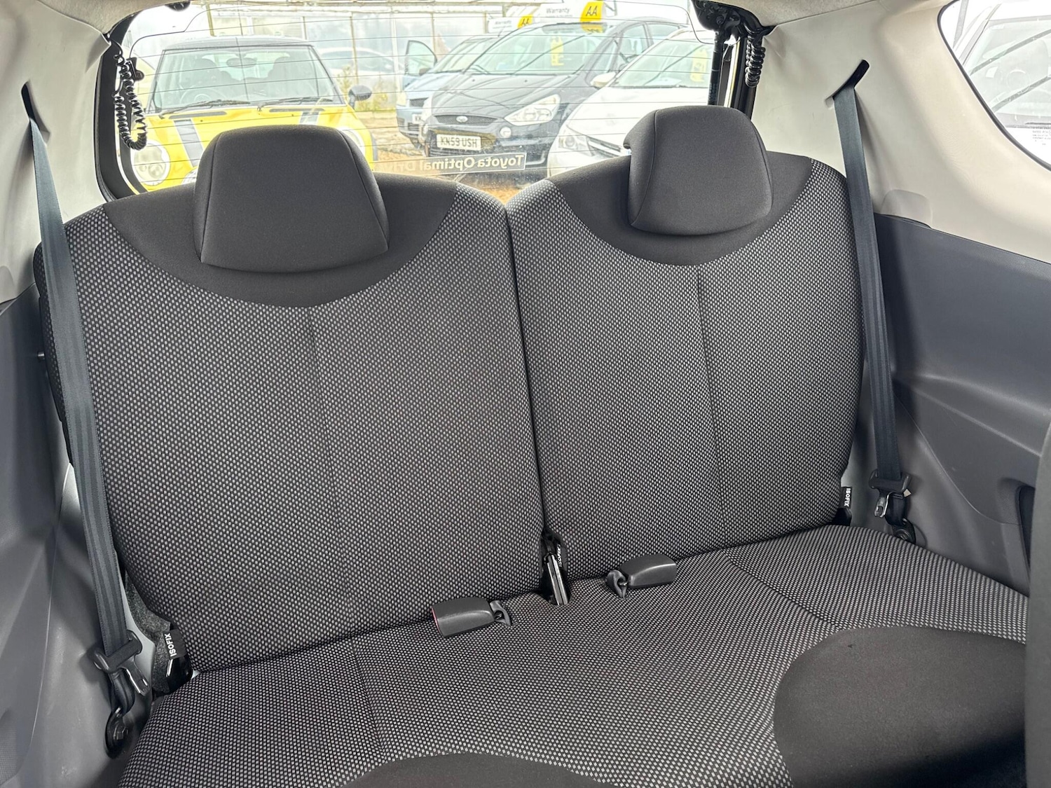 Used Toyota AYGO 2010 for sale - 76094431: Photo 20