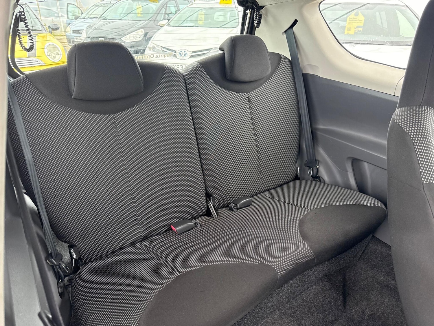 Used Toyota AYGO 2010 for sale - 76094431: Photo 48