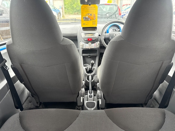 Used Toyota AYGO 2010 for sale - 76094431: Photo 50