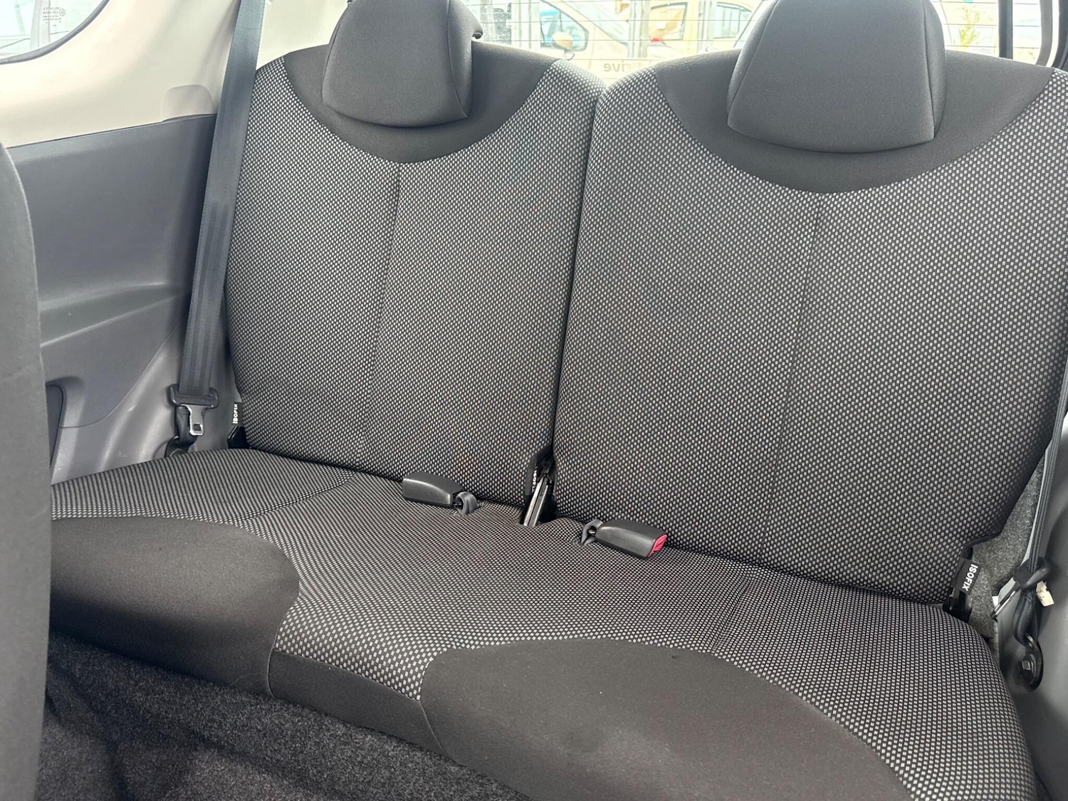 Used Toyota AYGO 2010 for sale - 76094431: Photo 53