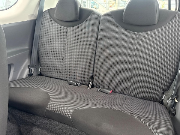 Used Toyota AYGO 2010 for sale - 76094431: Photo 53