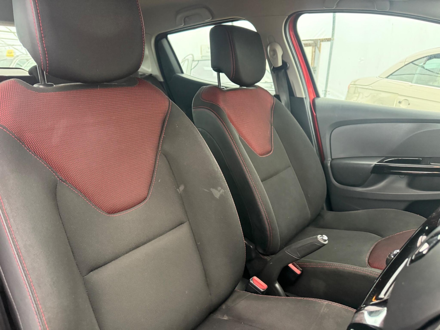 Used Renault Clio 2014 for sale - 77305619: Photo 15