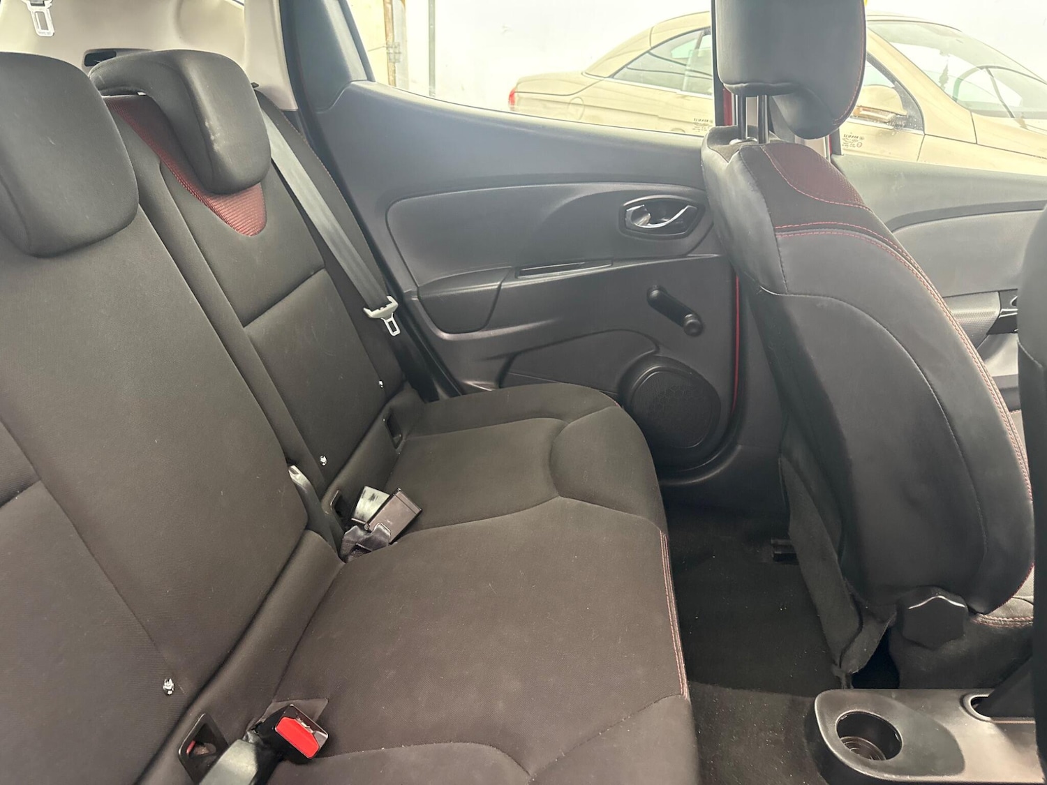 Used Renault Clio 2014 for sale - 77305619: Photo 17