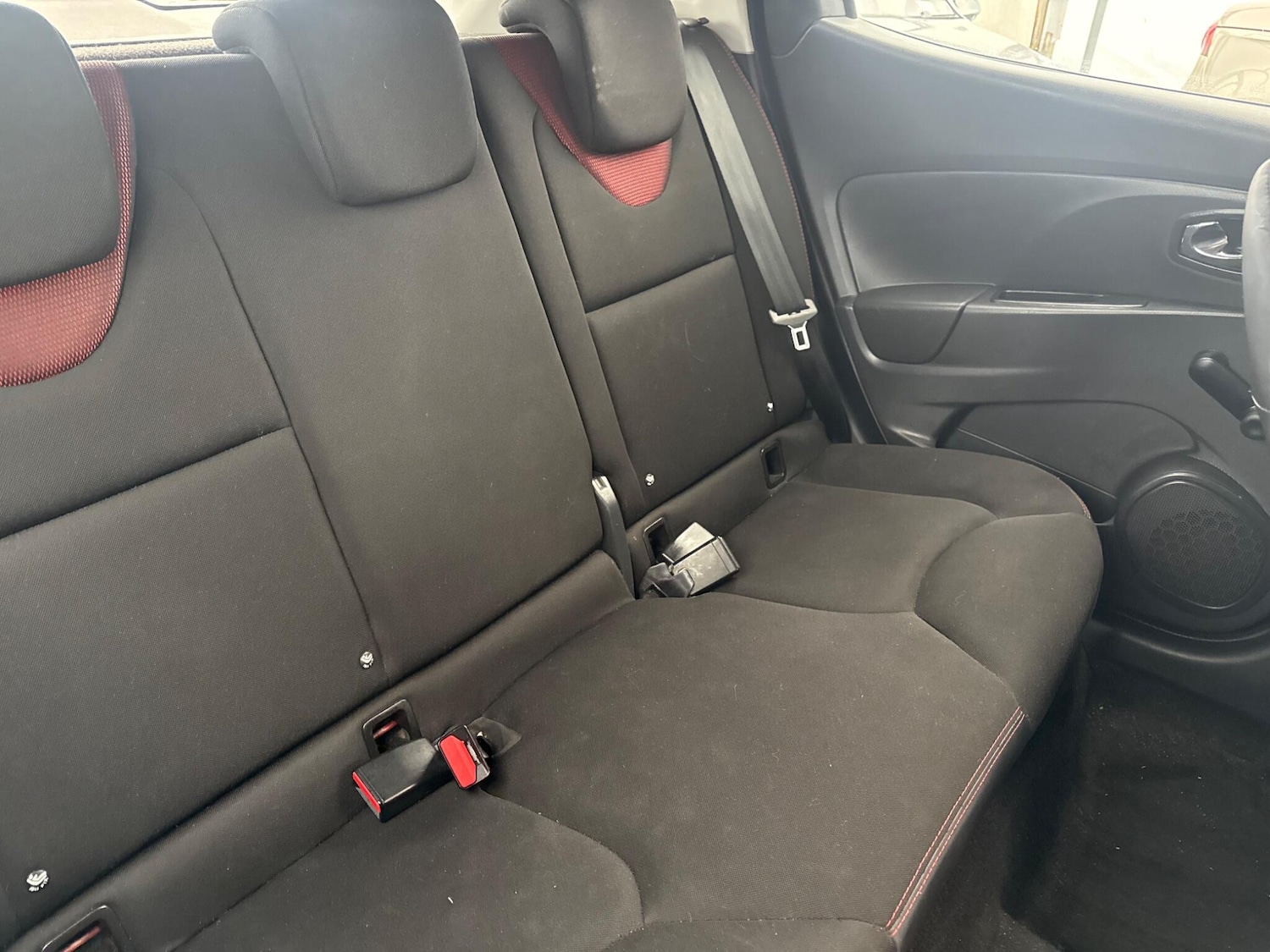 Used Renault Clio 2014 for sale - 77305619: Photo 18