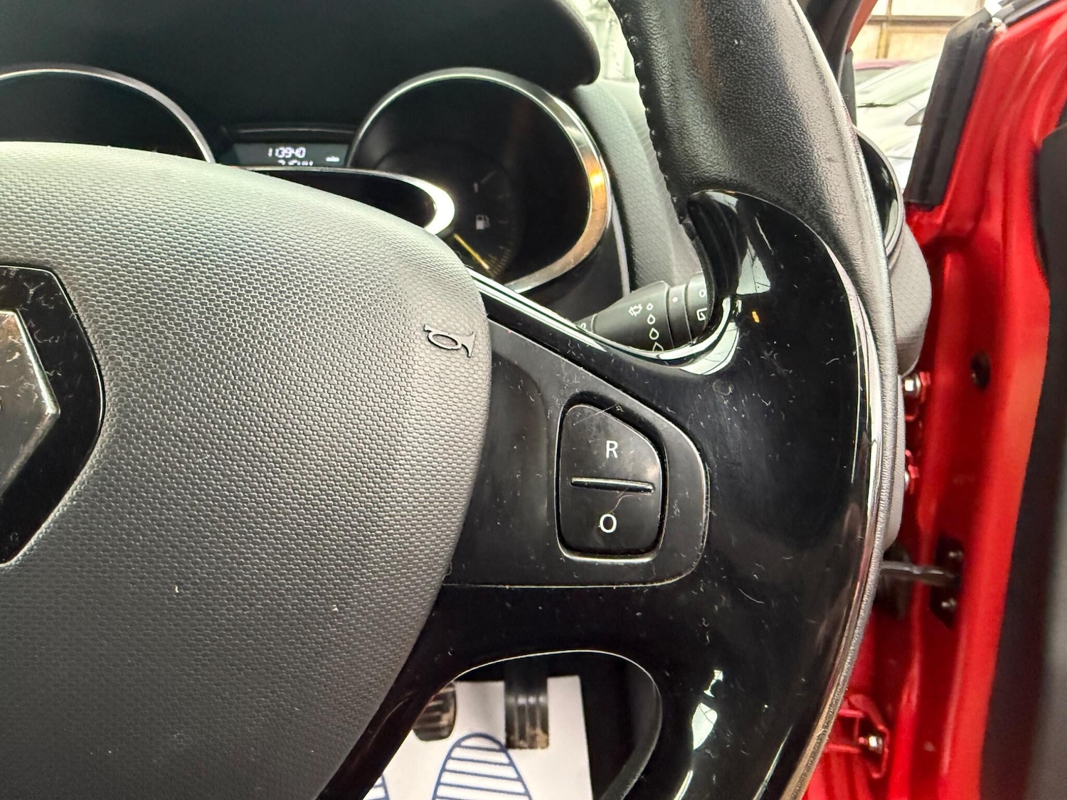 Used Renault Clio 2014 for sale - 77305619: Photo 59