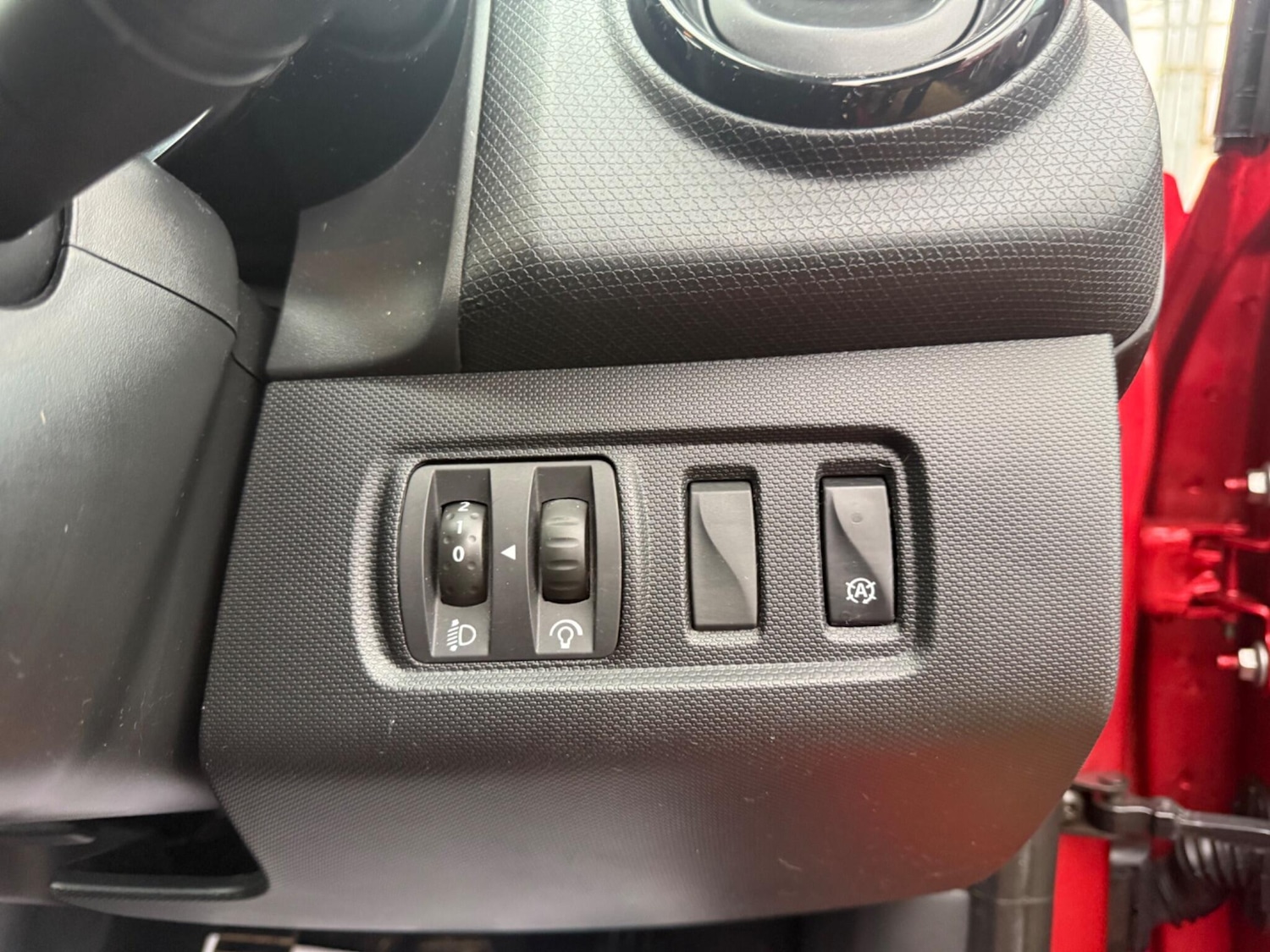 Used Renault Clio 2014 for sale - 77305619: Photo 61