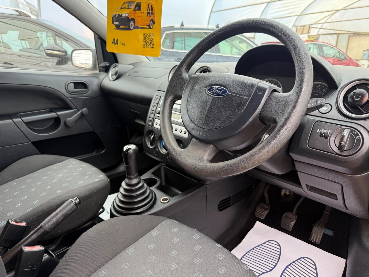 Used Ford Fiesta 2004 for sale - 77957997: Photo 12