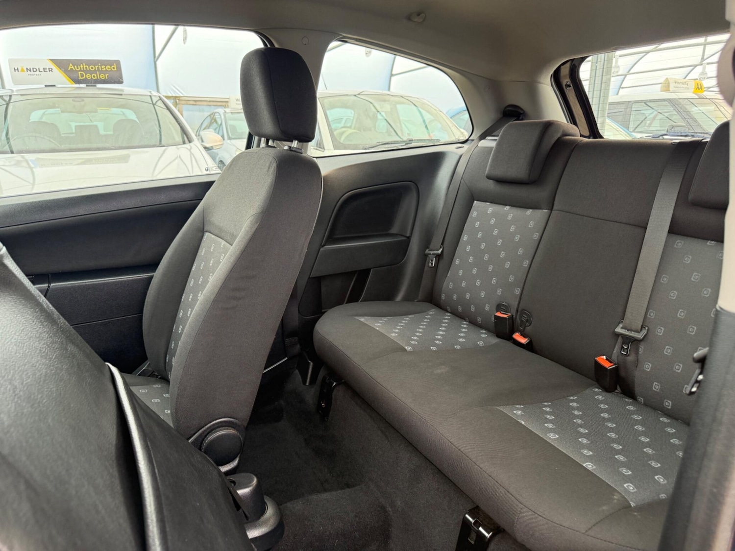 Used Ford Fiesta 2004 for sale - 77957997: Photo 24