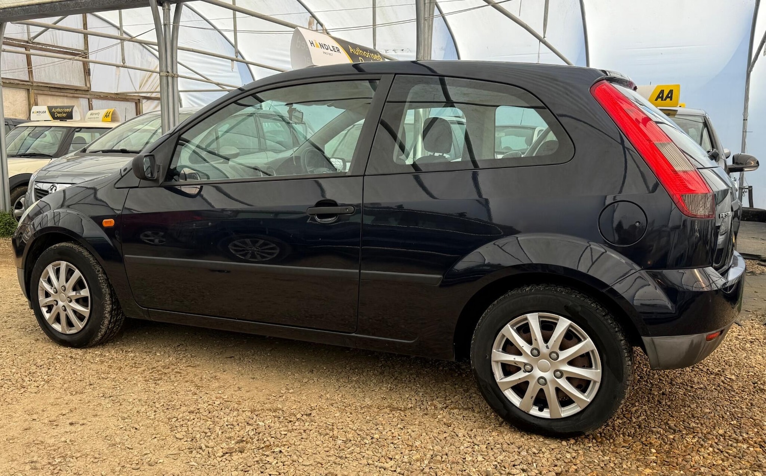 Used Ford Fiesta 2004 for sale - 77957997: Photo 36