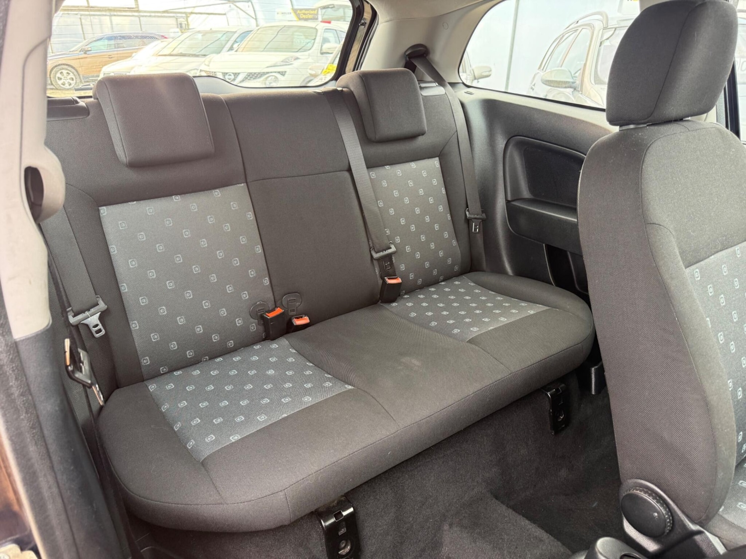 Used Ford Fiesta 2004 for sale - 77957997: Photo 48