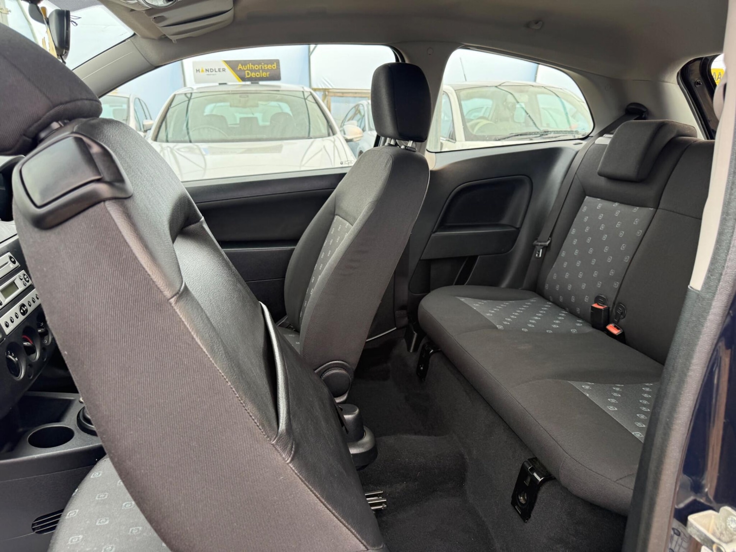 Used Ford Fiesta 2004 for sale - 77957997: Photo 52