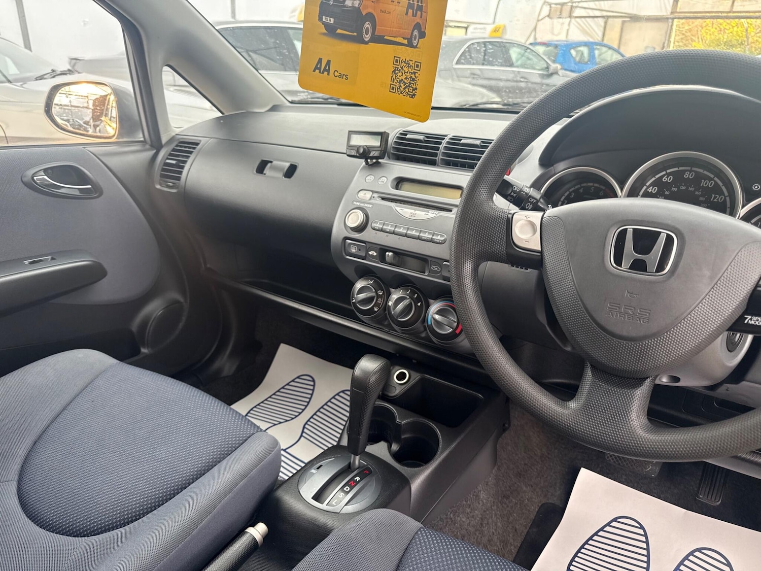 Used Honda Jazz 2004 for sale - 76499207: Photo 51