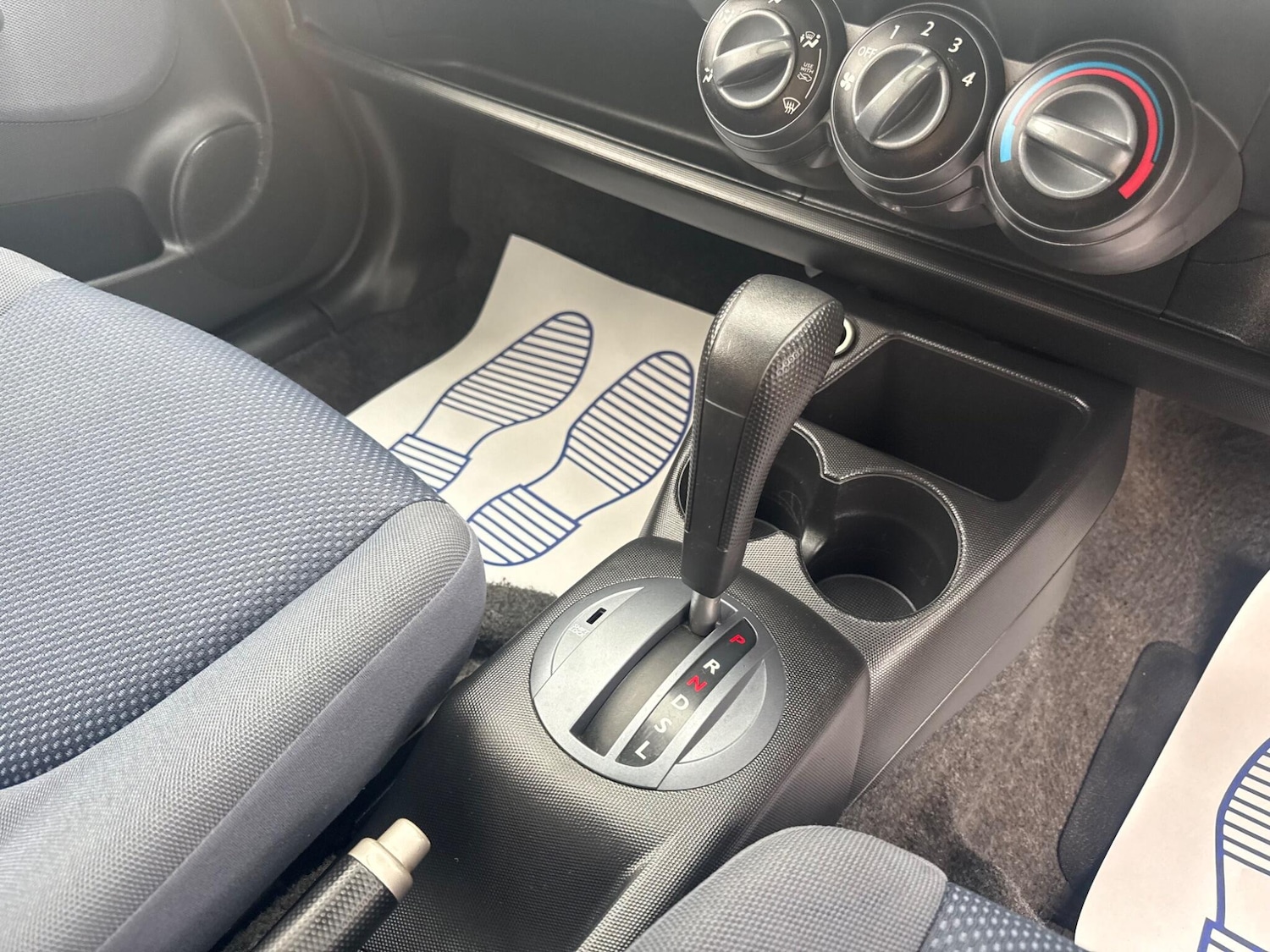 Used Honda Jazz 2004 for sale - 76499207: Photo 52