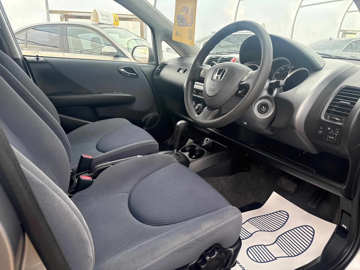 Used Honda Jazz 2004 for sale - 76499207: Photo 53