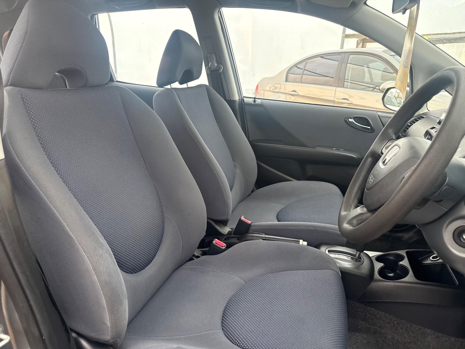 Used Honda Jazz 2004 for sale - 76499207: Photo 55