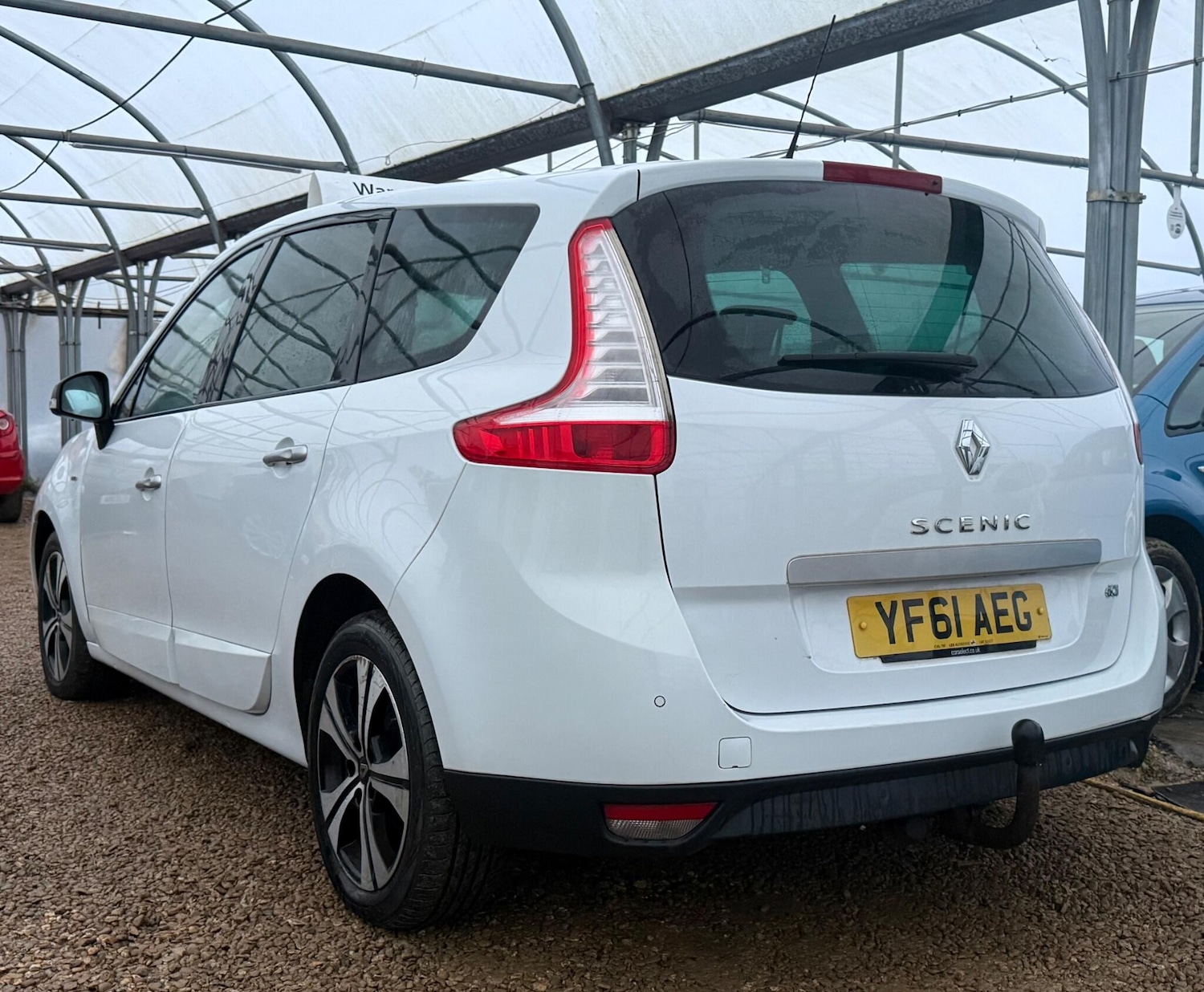 Used Renault Grand Scenic 2011 for sale - 77425559: Photo 2