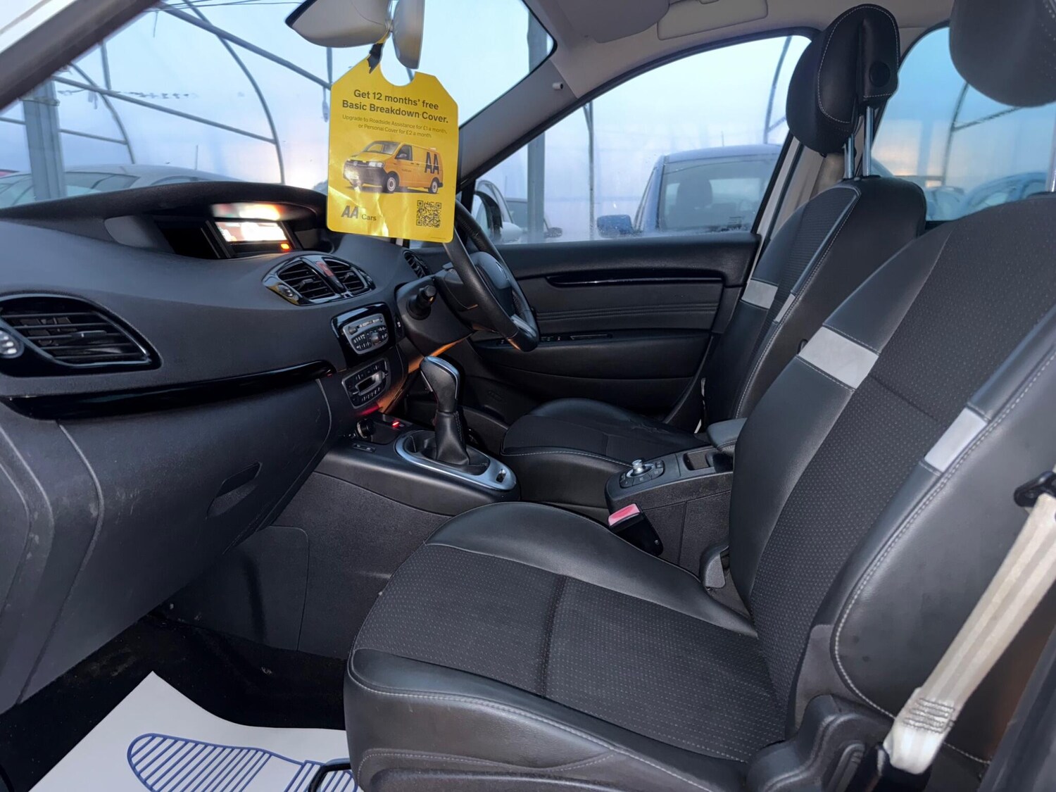 Used Renault Grand Scenic 2011 for sale - 77425559: Photo 27