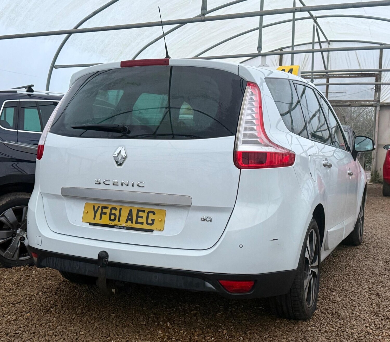 Used Renault Grand Scenic 2011 for sale - 77425559: Photo 31