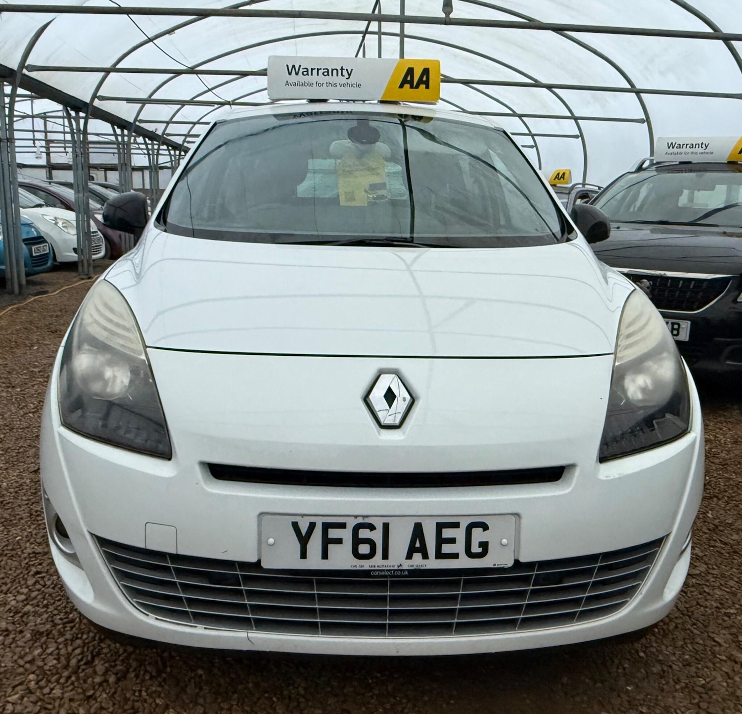Used Renault Grand Scenic 2011 for sale - 77425559: Photo 4