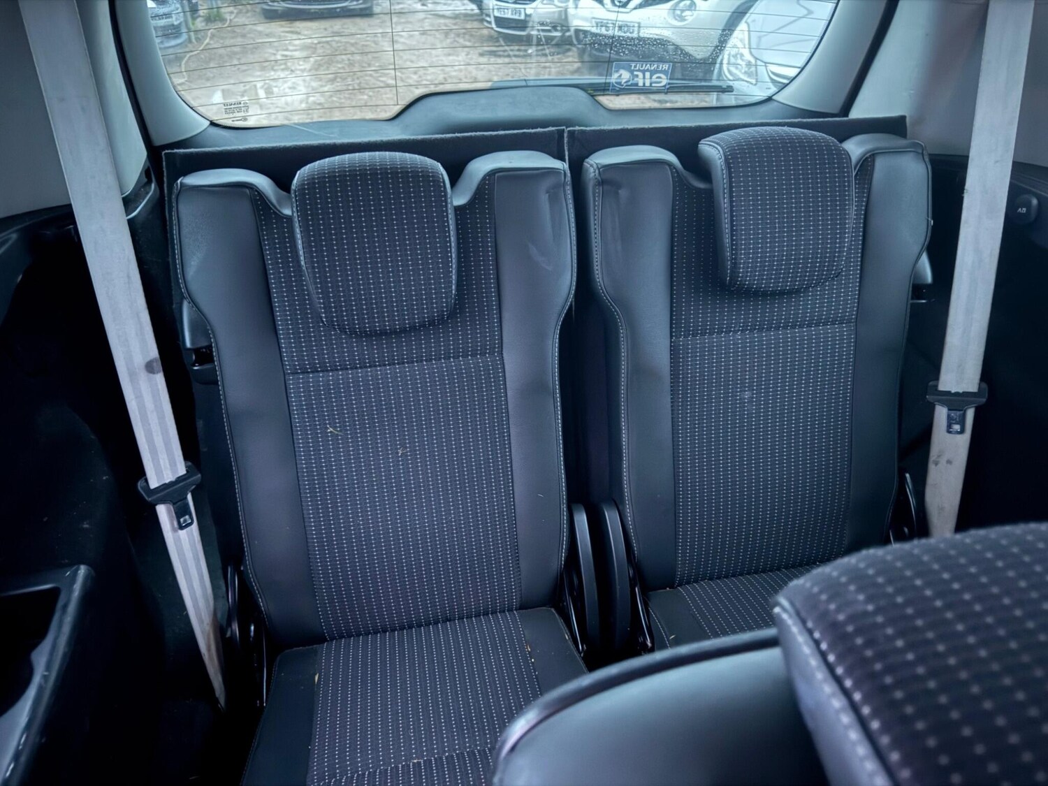 Used Renault Grand Scenic 2011 for sale - 77425559: Photo 43