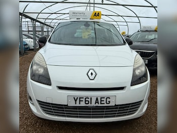 Used Renault Grand Scenic 2011 for sale - 77425559: Photo