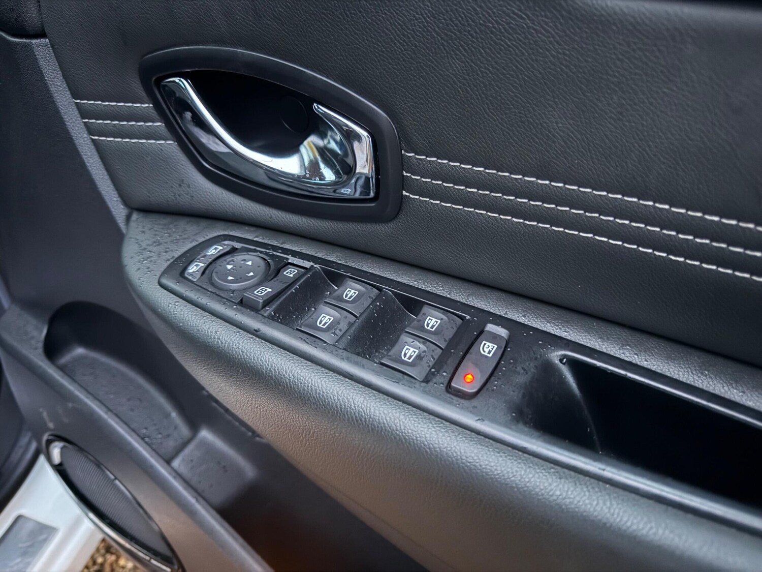 Used Renault Grand Scenic 2011 for sale - 77425559: Photo 54