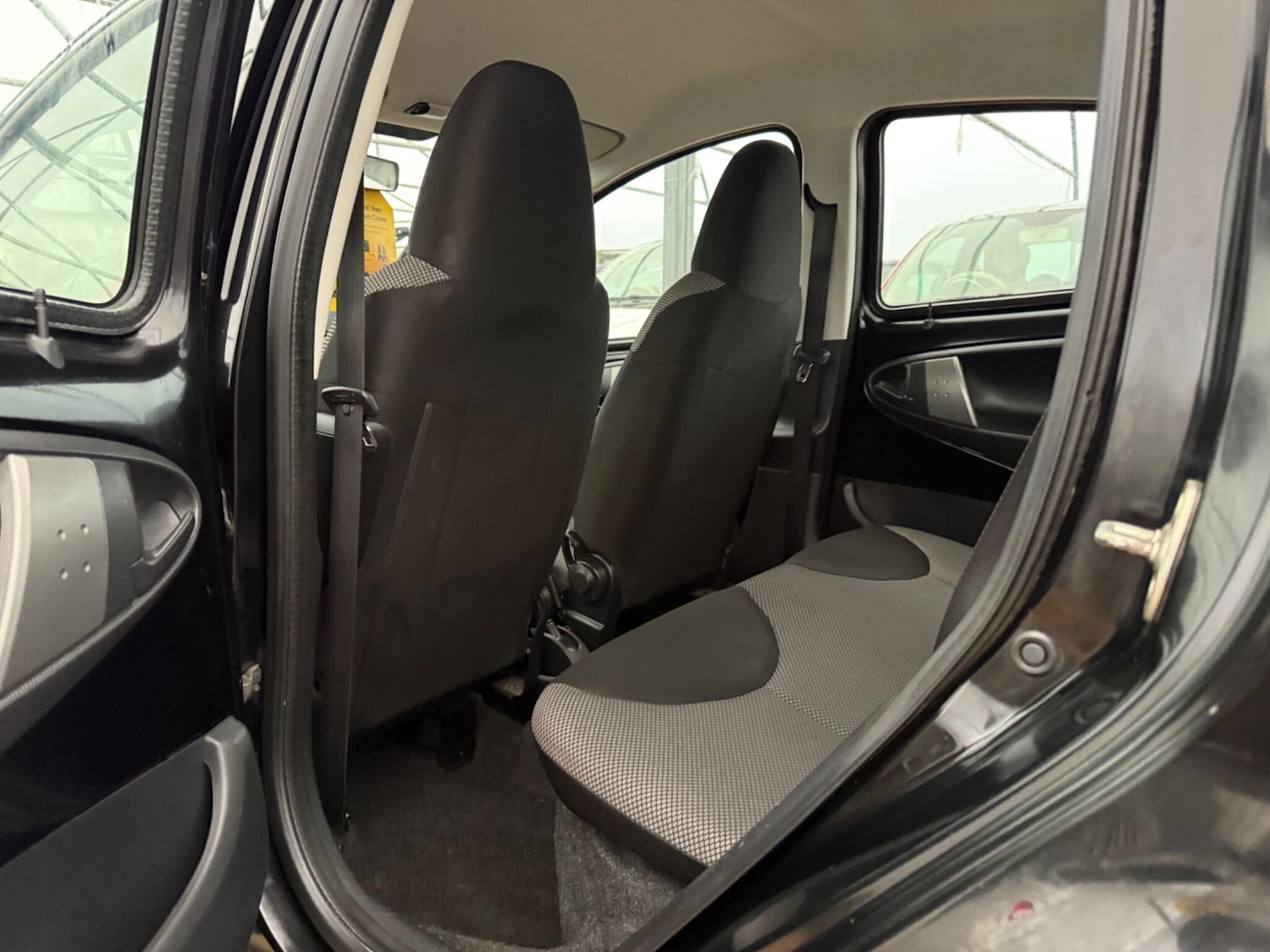 Used Toyota AYGO 2013 for sale - 76585097: Photo 24