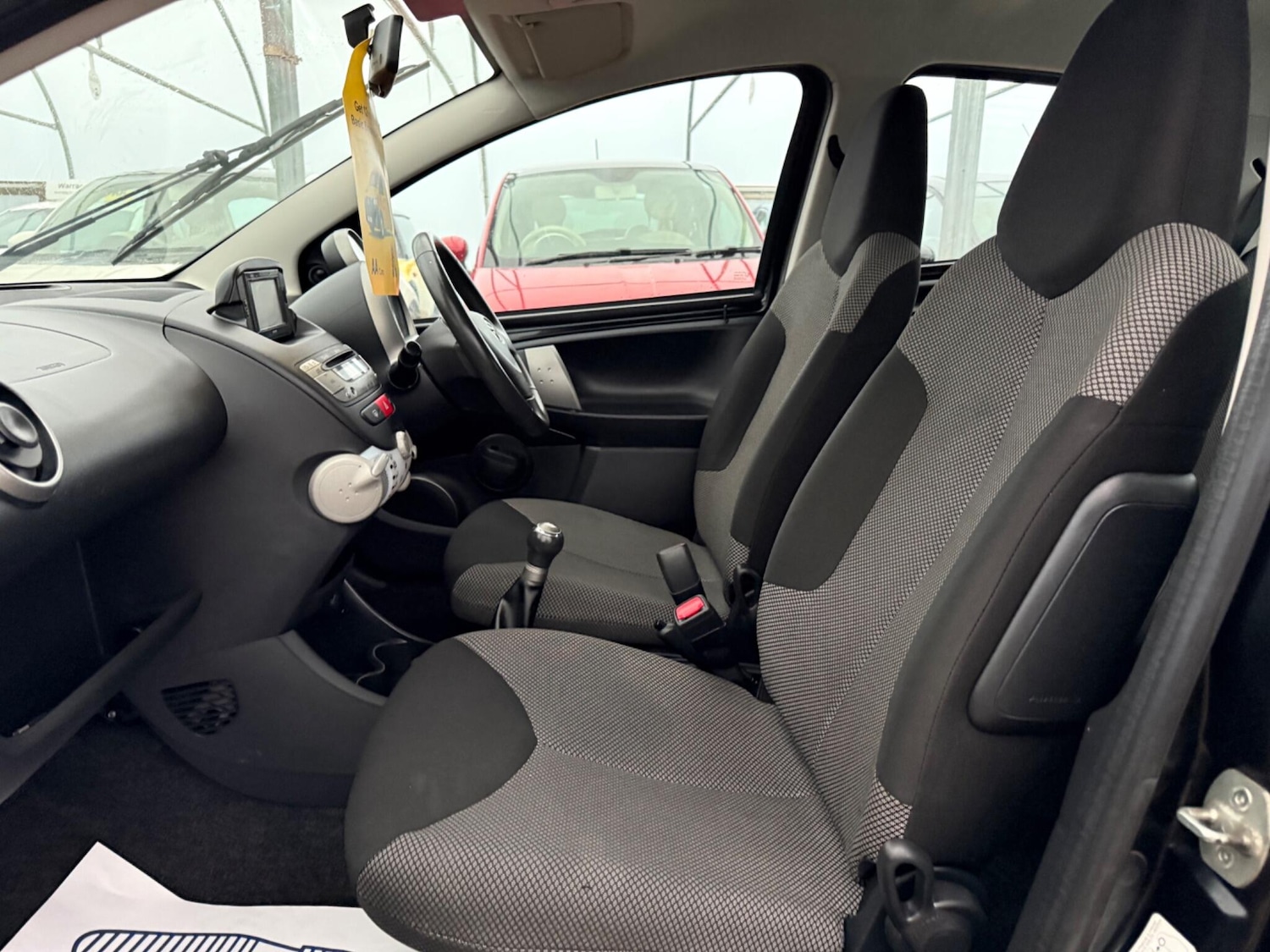 Used Toyota AYGO 2013 for sale - 76585097: Photo 27