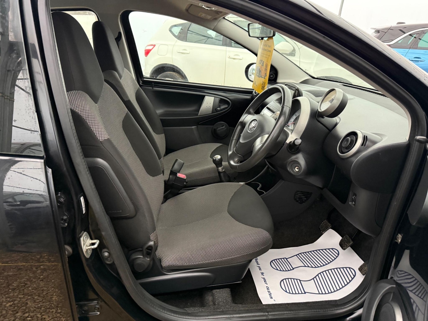 Used Toyota AYGO 2013 for sale - 76585097: Photo 49