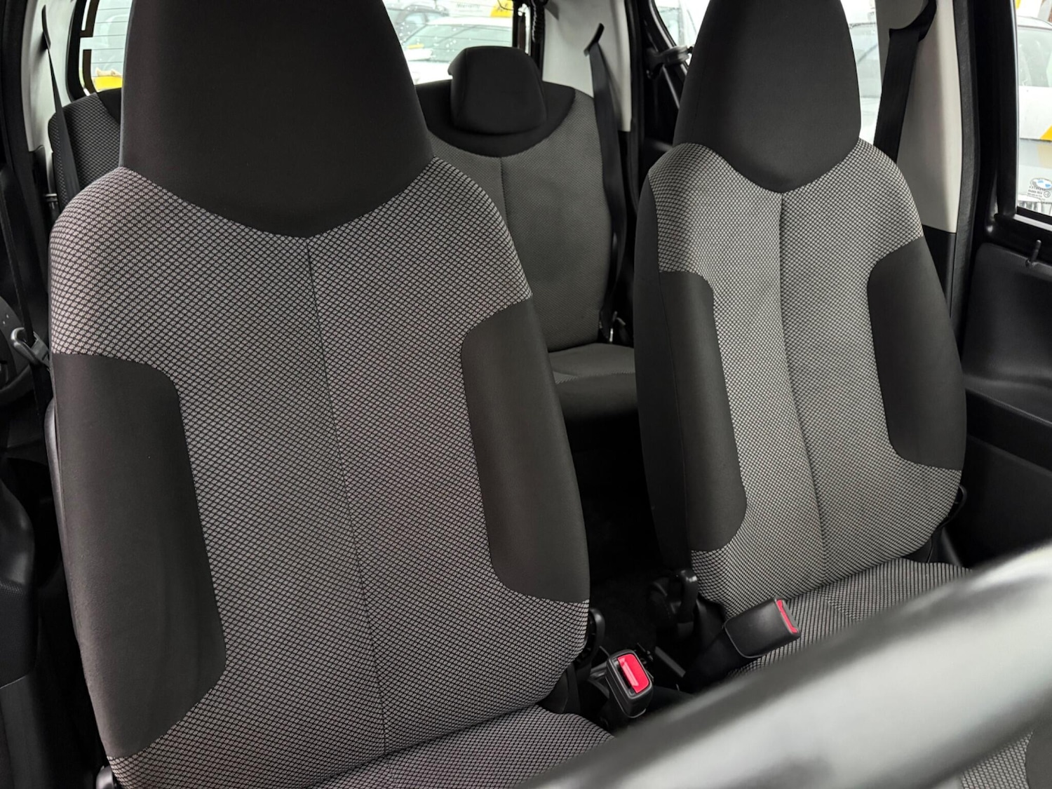 Used Toyota AYGO 2013 for sale - 76585097: Photo 51