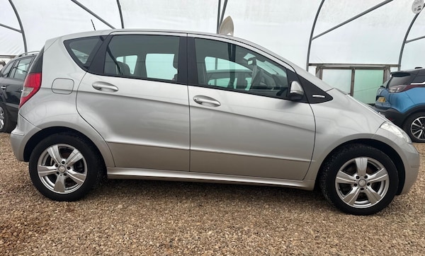Used Mercedes-Benz A-Class 2012 for sale - 76214962: Photo 5