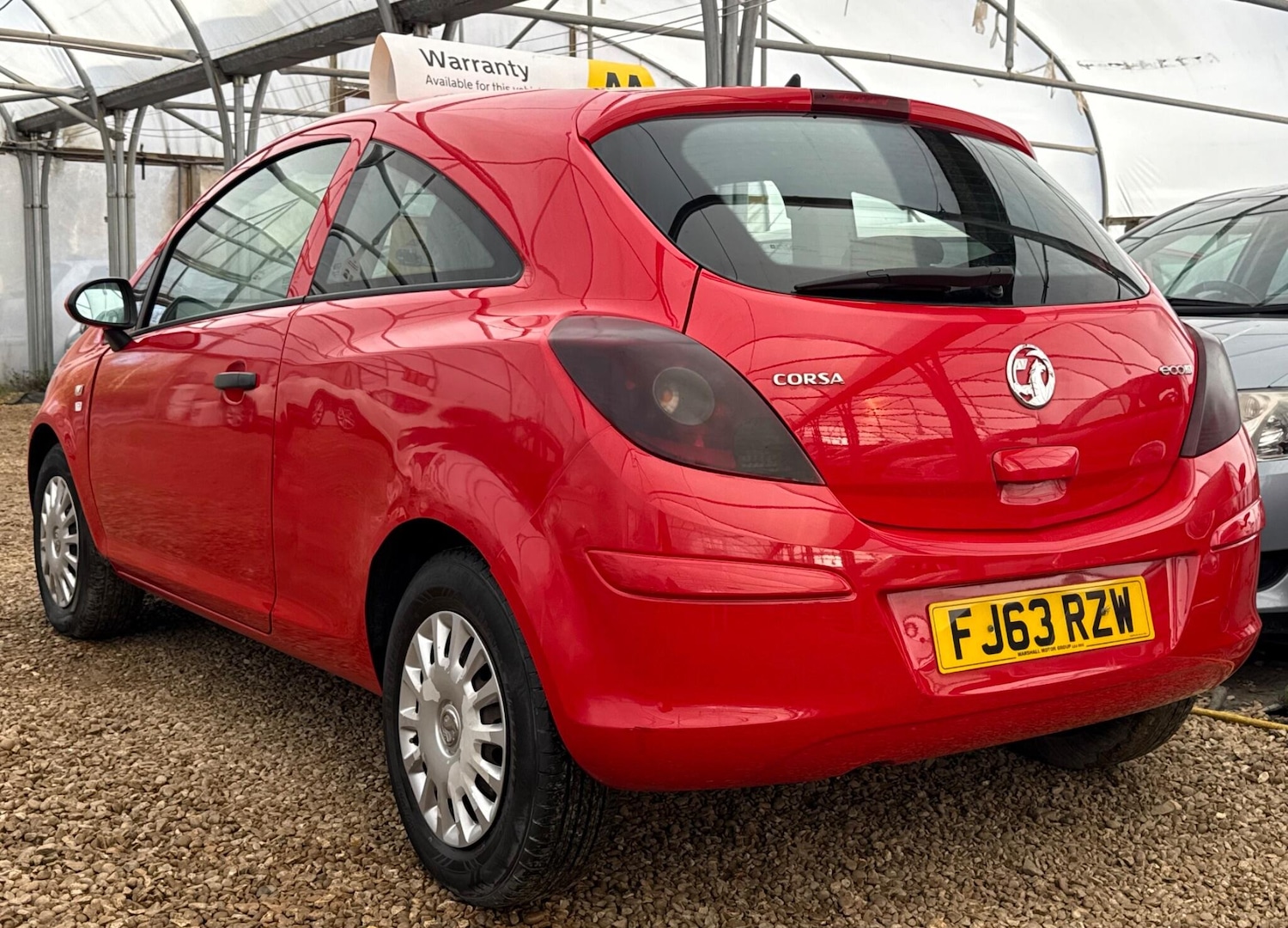 Used Vauxhall Corsa 2013 for sale - 77237948: Photo 2