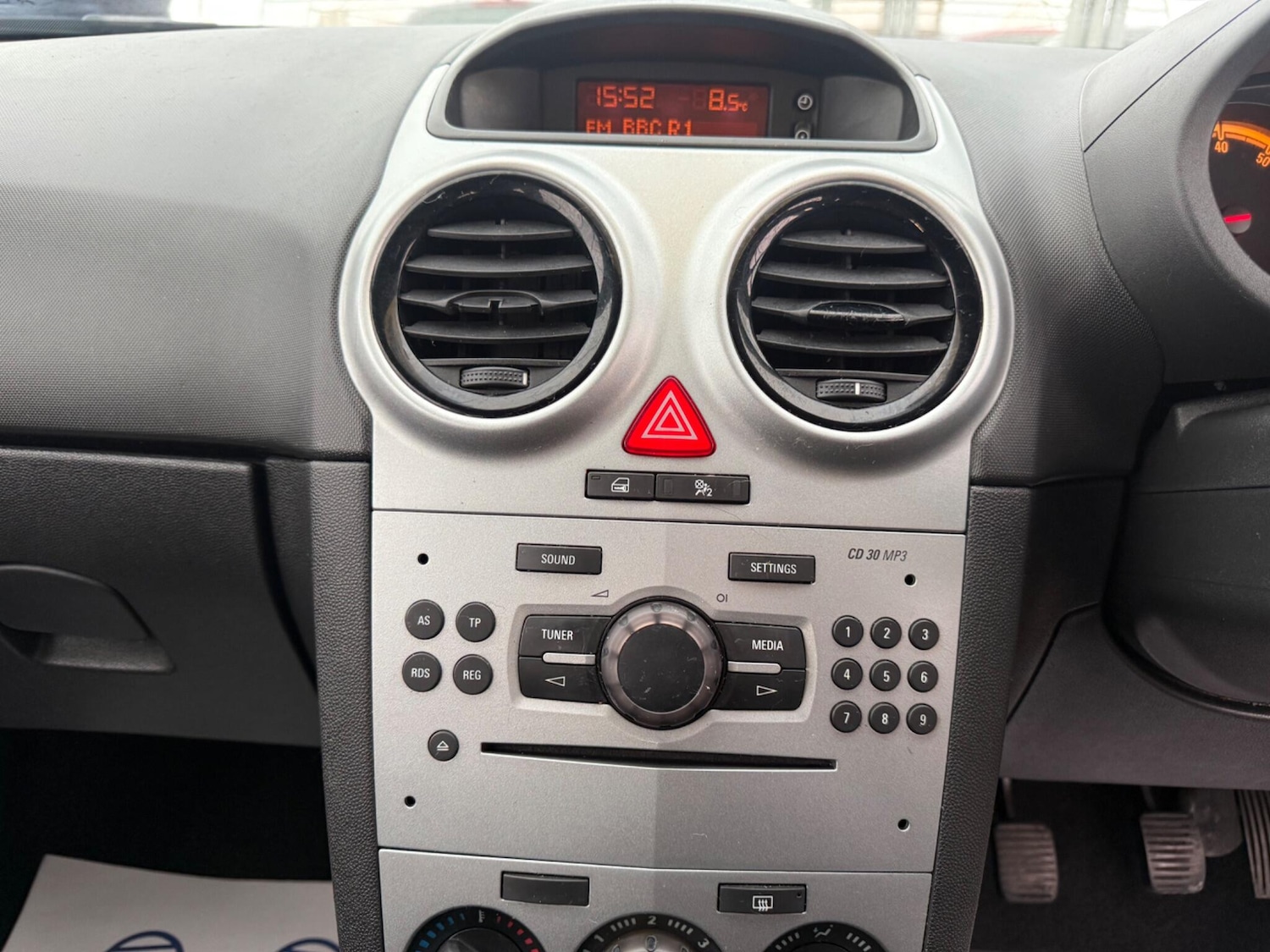 Used Vauxhall Corsa 2013 for sale - 77237948: Photo 74