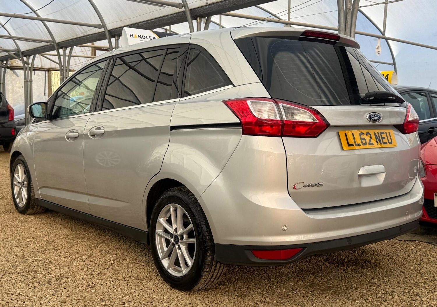 Used Ford Grand C-Max 2013 for sale - 77882618: Photo 2