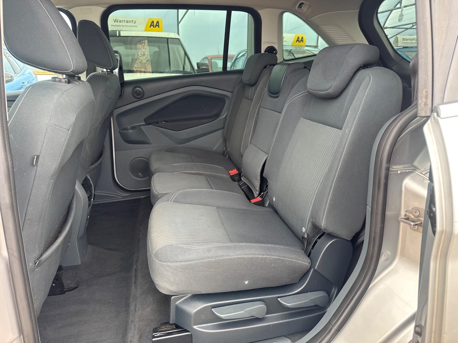 Used Ford Grand C-Max 2013 for sale - 77882618: Photo 65