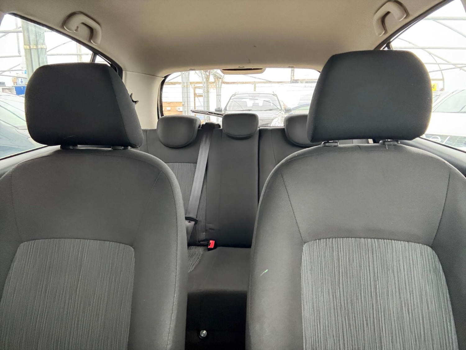 Used Hyundai i10 for sale - 76824872: Photo 51