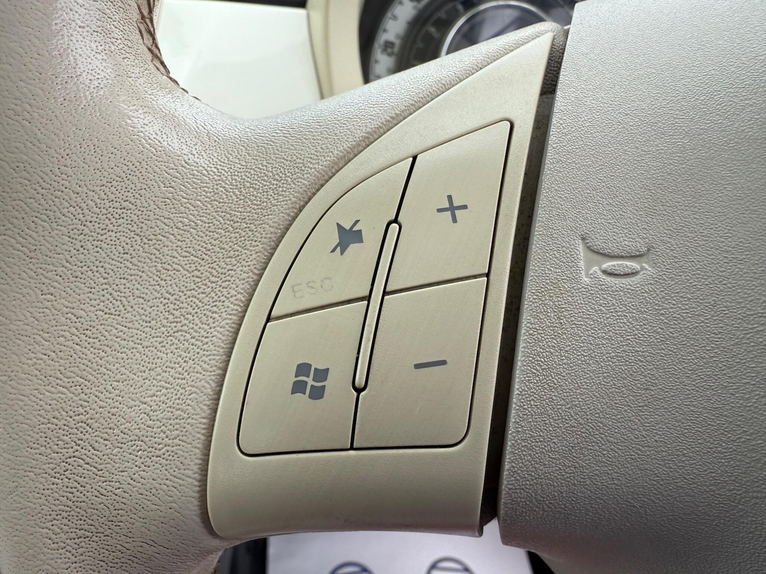 Used Fiat 500 2011 for sale - 77040598: Photo 65