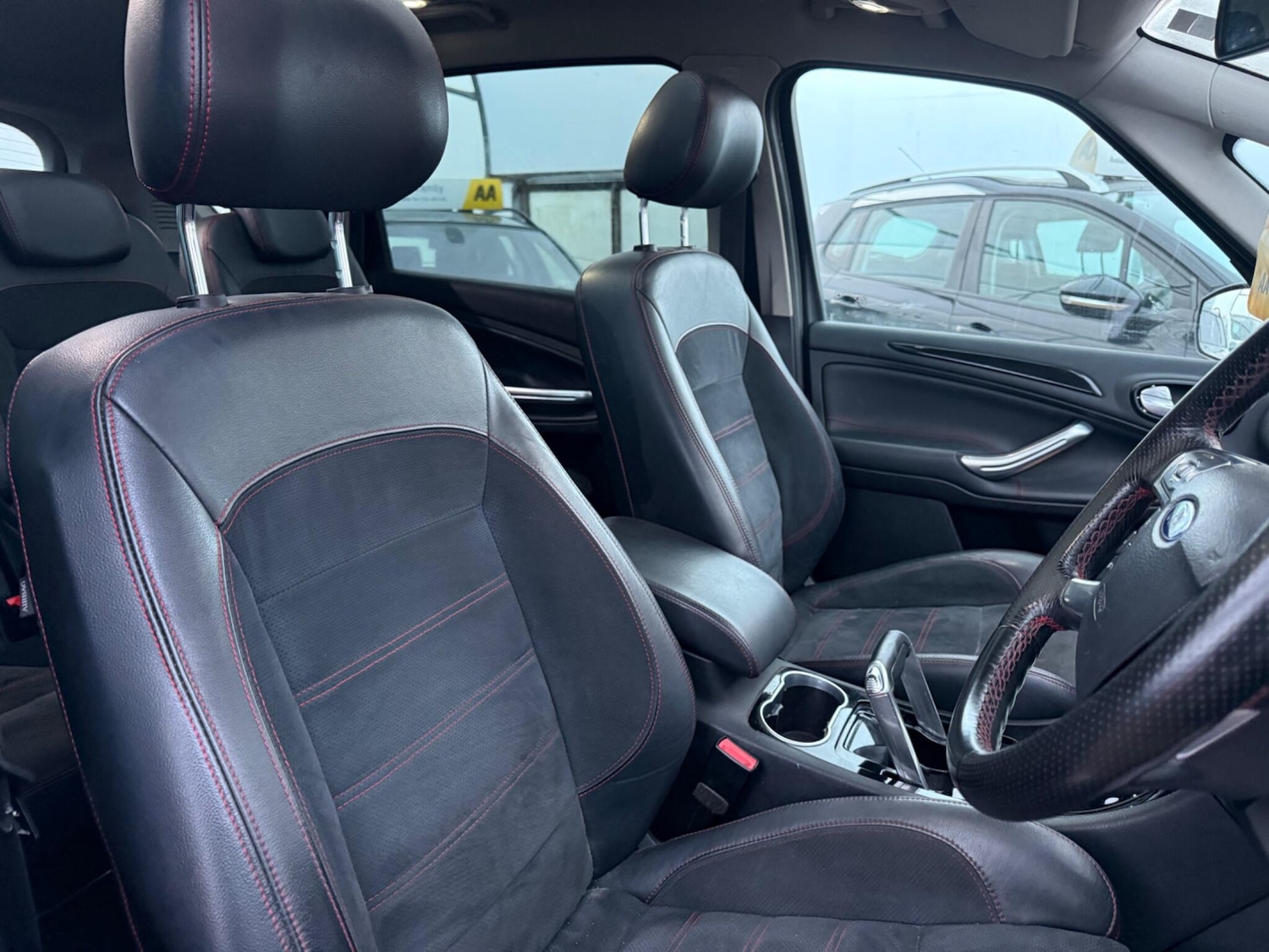 Used Ford S-Max 2011 for sale - 77637604: Photo 15