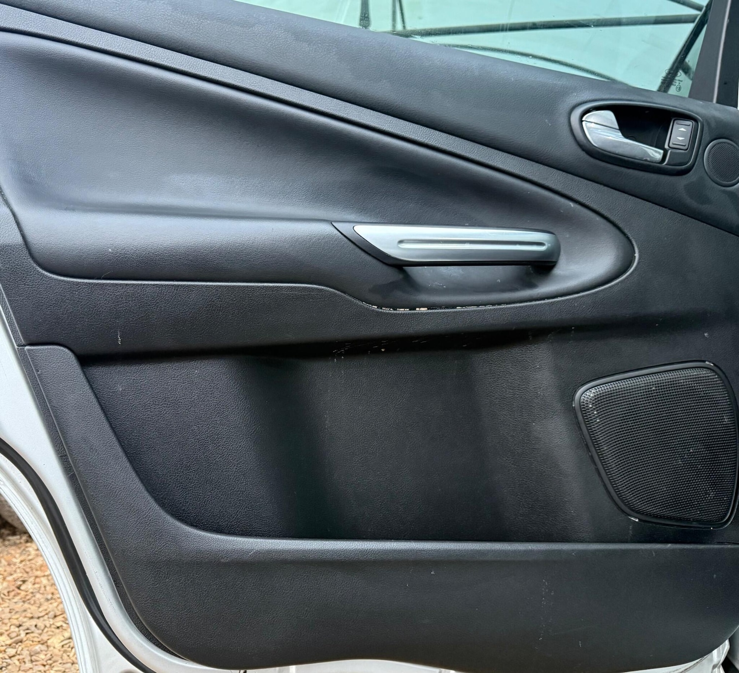 Used Ford S-Max 2011 for sale - 77637604: Photo 67