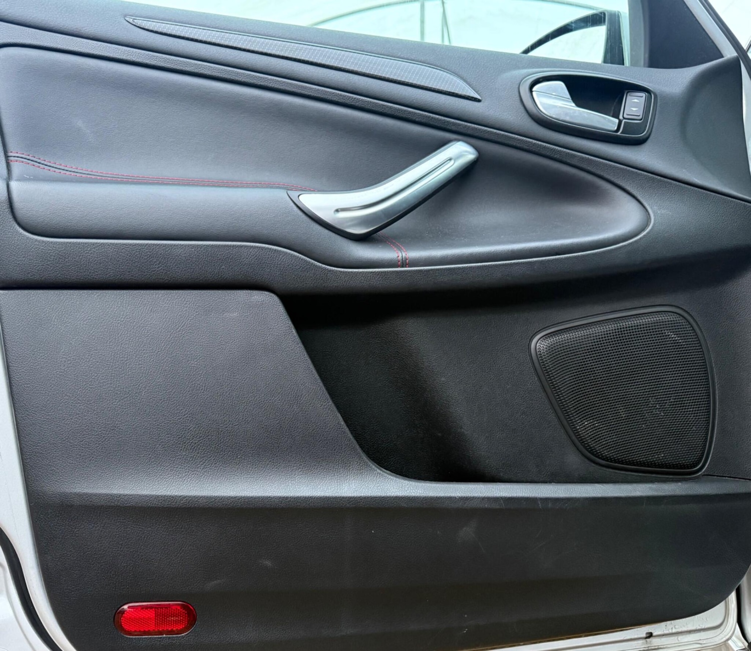 Used Ford S-Max 2011 for sale - 77637604: Photo 68